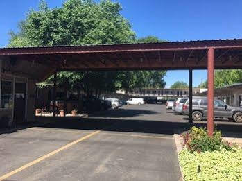 Lakeview Lodge Motel Exterior photo